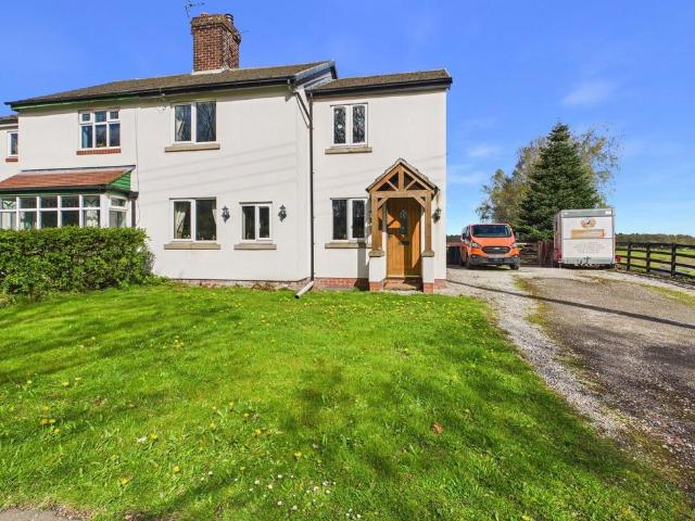 4 bedroom semi detached house for sale