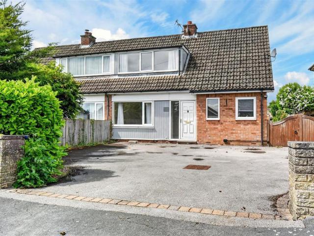 4 bedroom semi detached house for sale