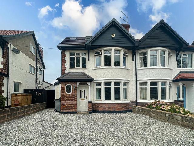 4 bedroom semi detached house for sale