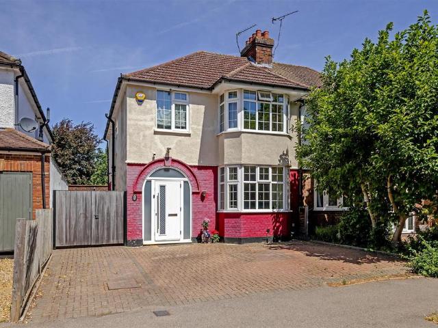 4 bedroom semi detached house for sale