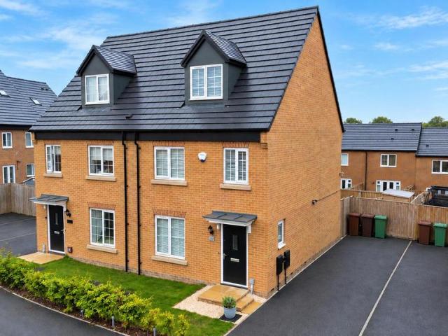 4 bedroom semi detached house for sale