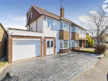 4 bedroom semi detached house for sale