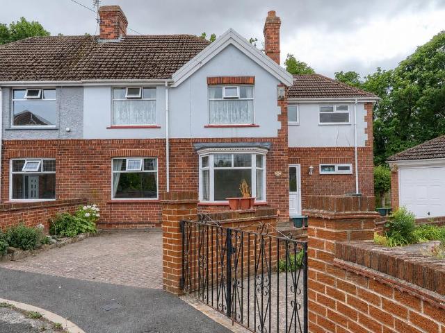4 bedroom semi detached house for sale