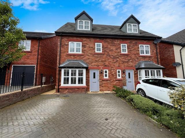 4 bedroom semi detached house for sale