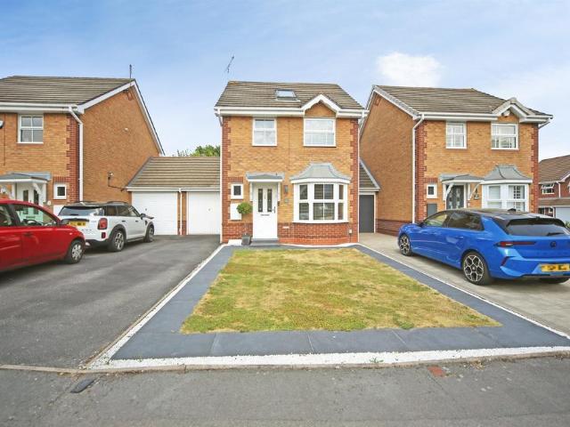 4 bedroom semi detached house for sale