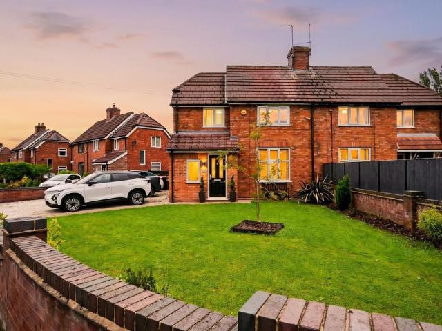 4 bedroom semi detached house for sale