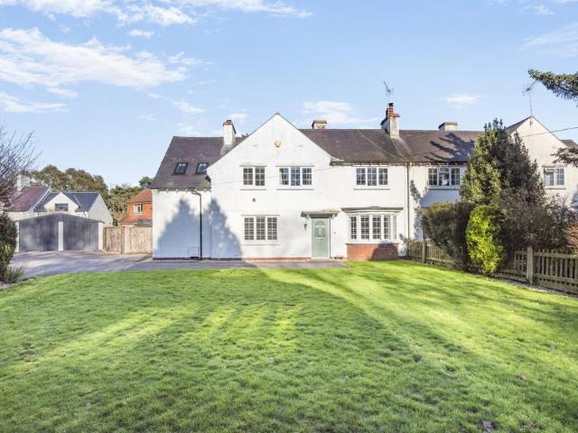 4 bedroom semi detached house for sale