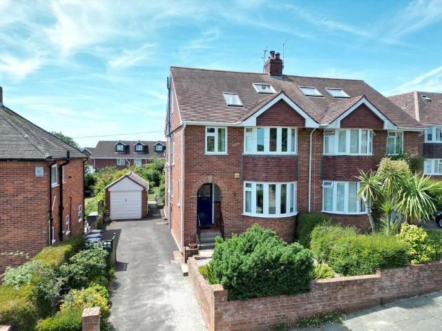 4 bedroom semi detached house for sale