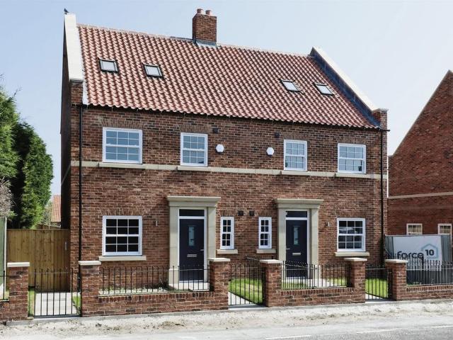 4 bedroom semi detached house for sale