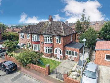 4 bedroom semi detached house for sale