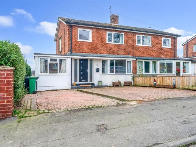 4 bedroom semi detached house for sale