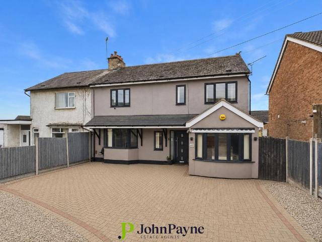 4 bedroom semi detached house for sale