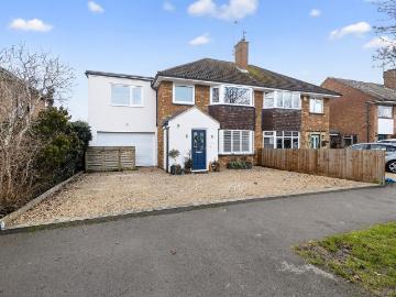 4 bedroom semi detached house for sale