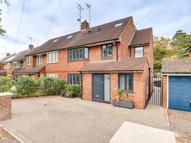4 bedroom semi detached house for sale