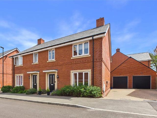 4 bedroom semi detached house for sale