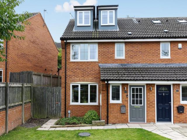 4 bedroom semi detached house for sale