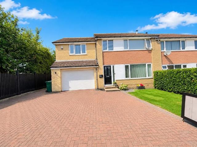 4 bedroom semi detached house for sale
