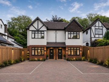 4 bedroom semi detached house for sale