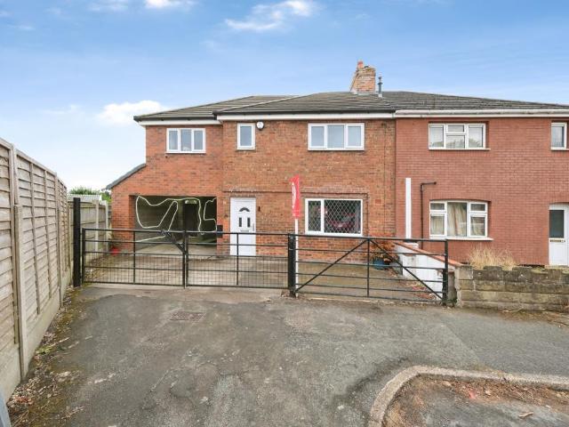 4 bedroom semi detached house for sale