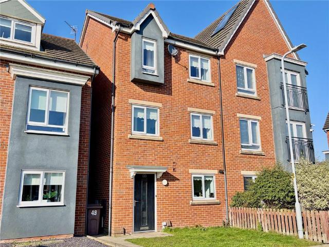 4 bedroom semi detached house for sale