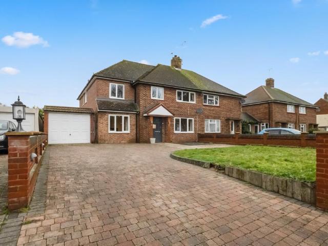 4 bedroom semi detached house for sale