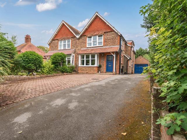 4 bedroom semi detached house for sale