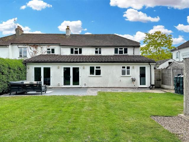 4 bedroom semi detached house for sale