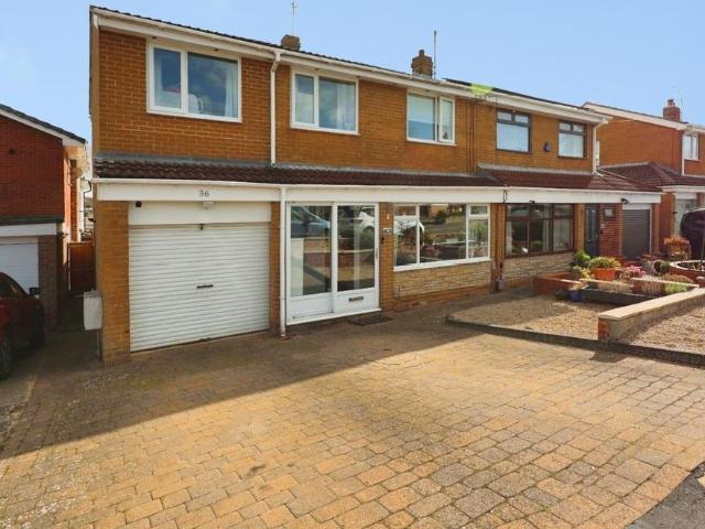 4 bedroom semi detached house for sale