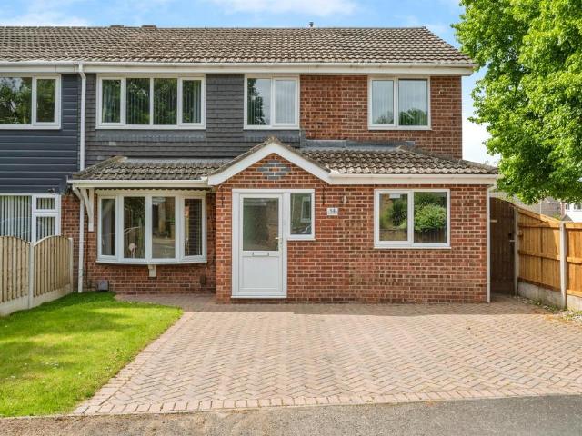 4 bedroom semi detached house for sale