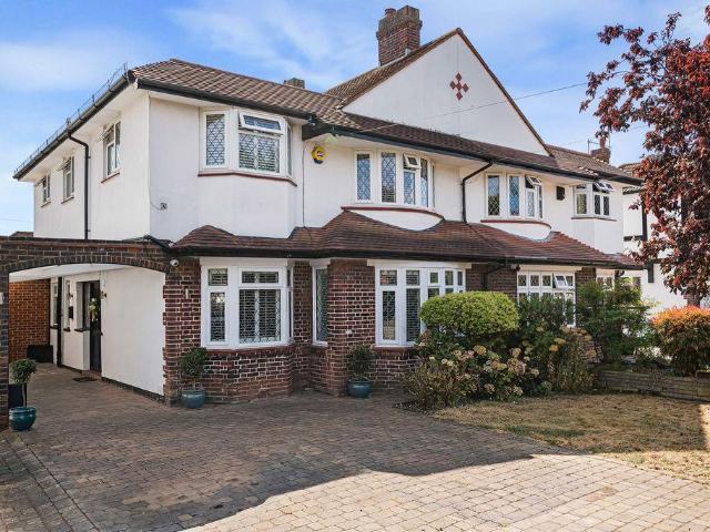 4 bedroom semi detached house for sale
