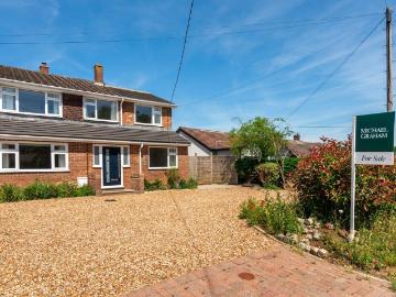 4 bedroom semi detached house for sale