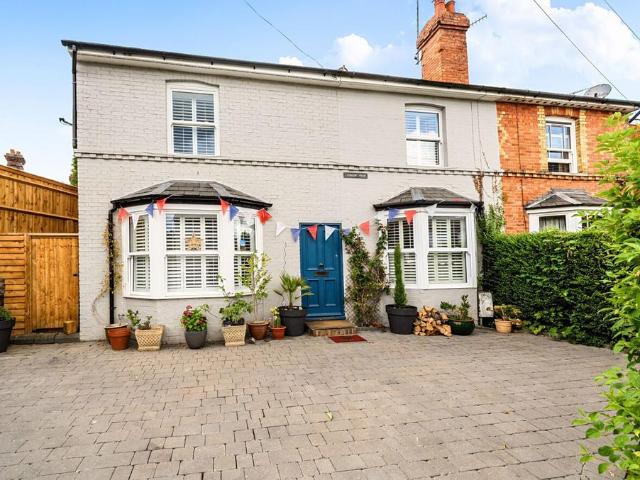 4 bedroom semi detached house for sale