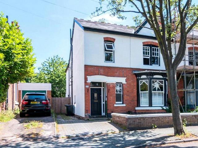 4 bedroom semi detached house for sale