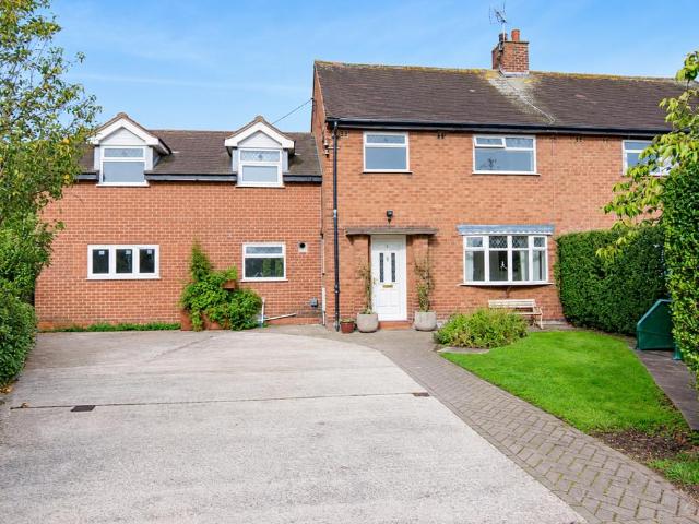 4 bedroom semi detached house for sale