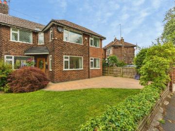 4 bedroom semi detached house for sale