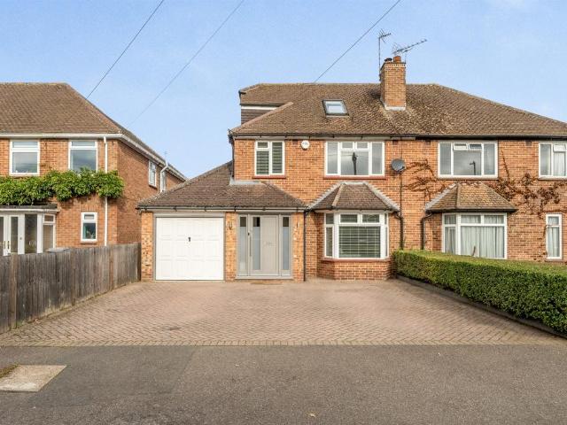4 bedroom semi detached house for sale