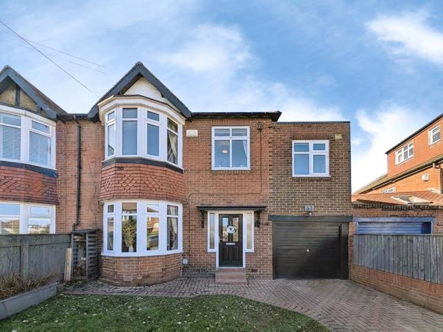 4 bedroom semi detached house for sale