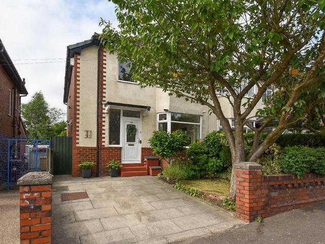 4 bedroom semi detached house for sale
