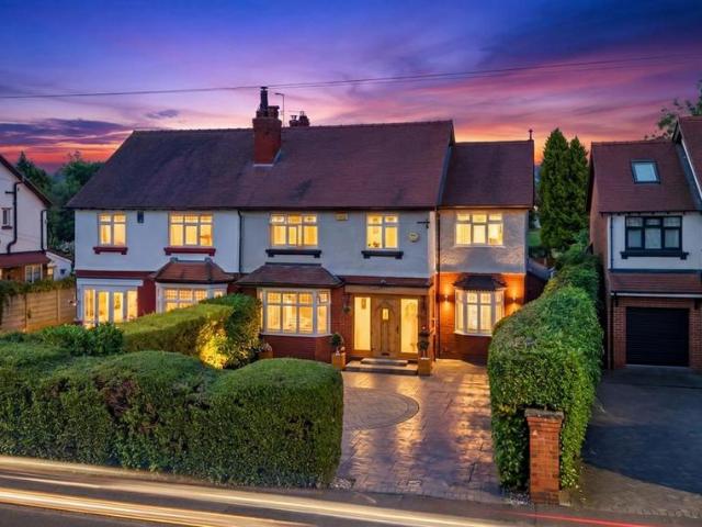 4 bedroom semi detached house for sale
