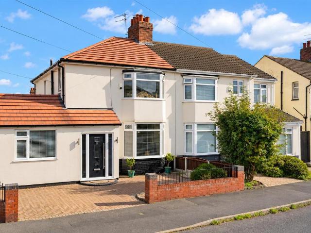 4 bedroom semi detached house for sale