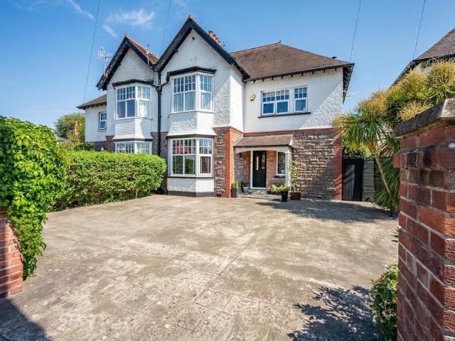 4 bedroom semi detached house for sale