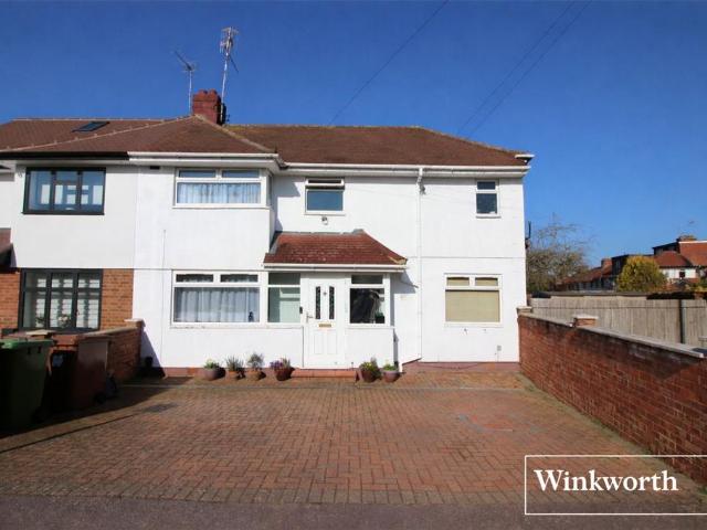 4 bedroom semi detached house for sale
