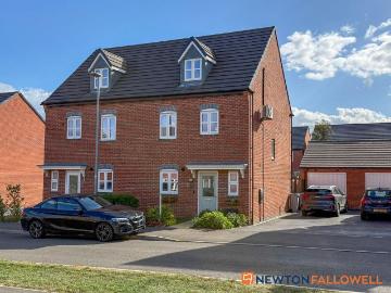 4 bedroom semi detached house for sale