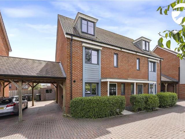 4 bedroom semi detached house for sale