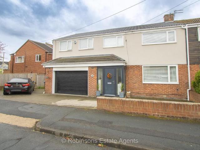 4 bedroom semi detached house for sale