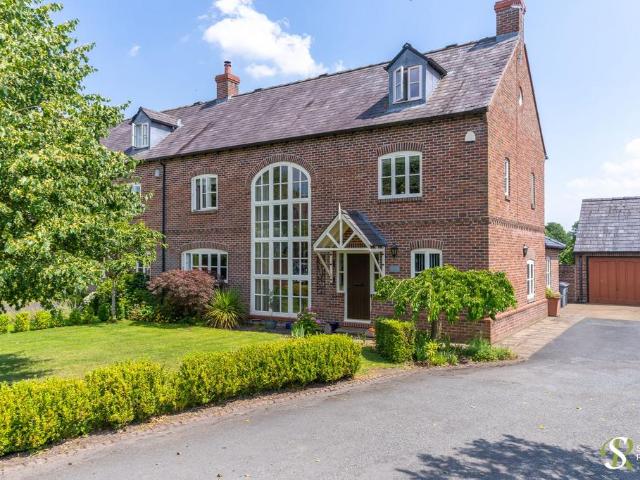 4 bedroom semi detached house for sale
