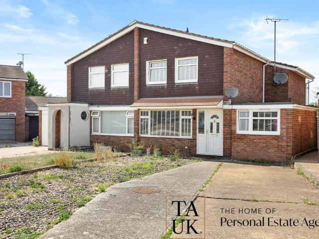 4 bedroom semi detached house for sale