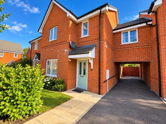 4 bedroom semi detached house for sale