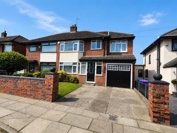 4 bedroom semi detached house for sale