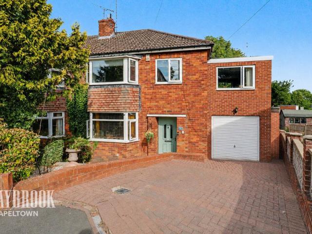 4 bedroom semi detached house for sale